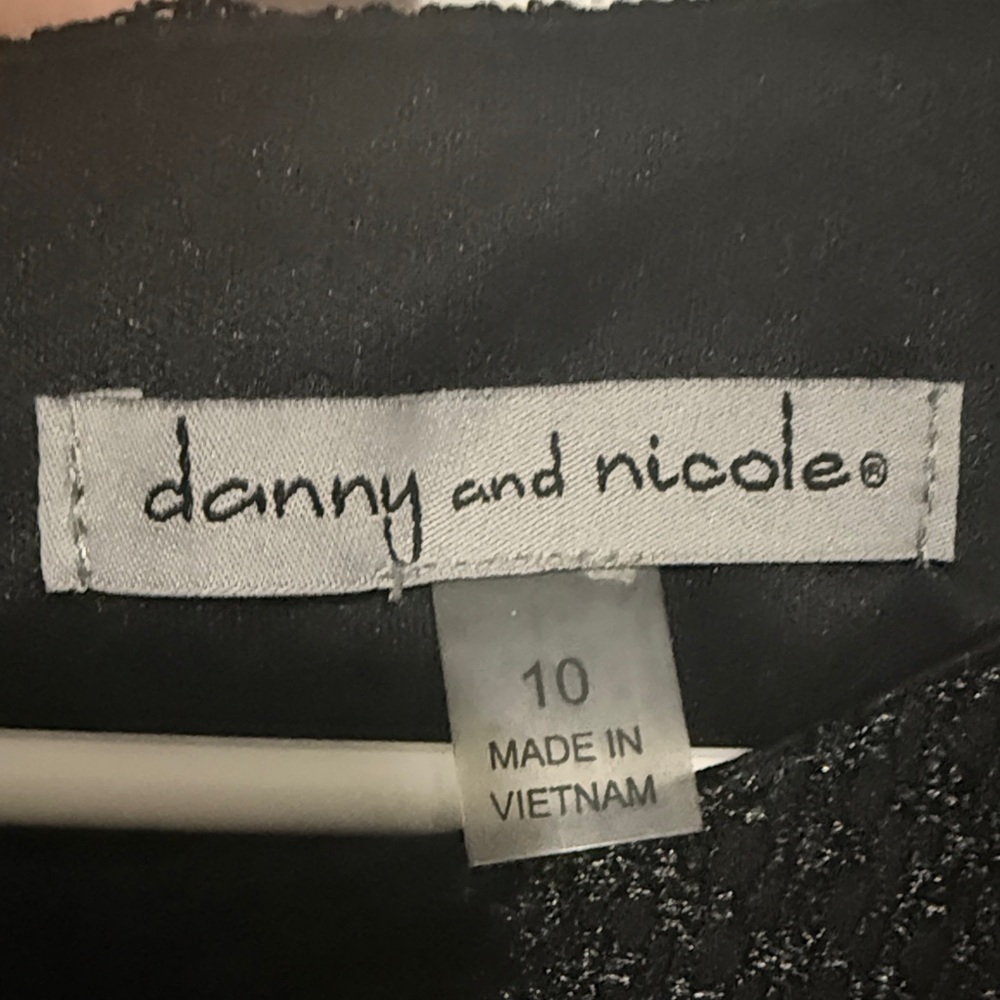 Danny & Nicole Elegant Black Midi Dress - Picture 3 of 8